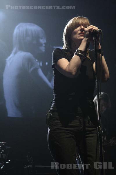 PORTISHEAD - 2008-05-06 - PARIS - Zenith - Beth Gibbons